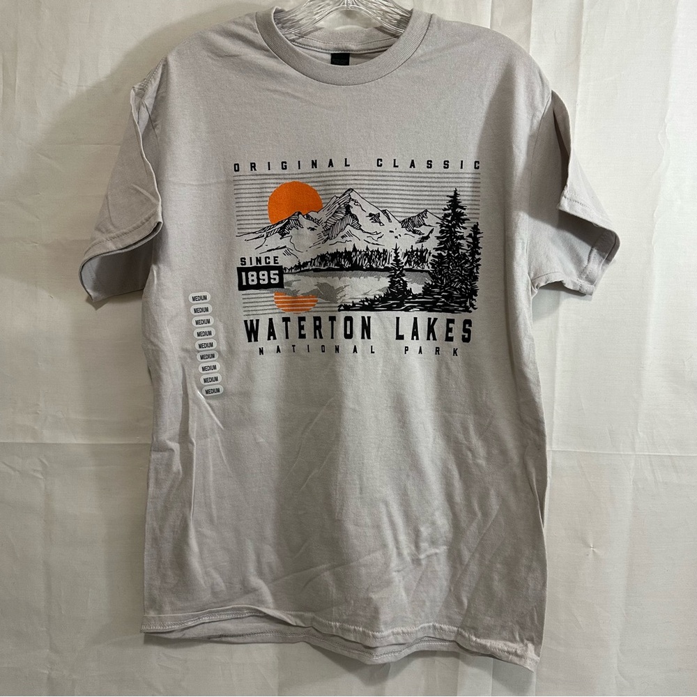EMI Sportswear Men’s Waterton Lakes National Park T-Shirt Med